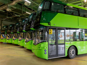 Supporting image for story: Could hydrogen - and not electricity - be the answer to our transport needs?