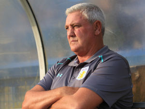 Supporting image for story: Aston Villa and Steve Bruce head to Reading needing a new revival