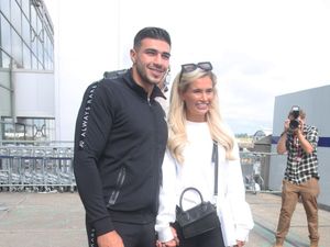 Supporting image for story: Molly-Mae Hague thanks ‘online friends’ amid split from Tommy Fury