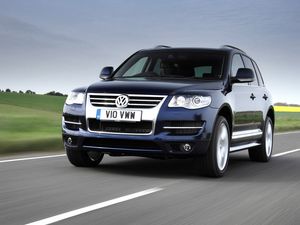 Supporting image for story: The best used sports SUVs for under £25,000