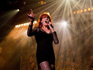 Supporting image for story: Florence + the Machine to play Birmingham LG Arena