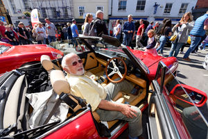 Dick Herbert from Hartlebury with his 1991 Alfa Romeo Spider 