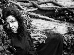 Supporting image for story: Polly Paulusma announces intimate West Midlands live date as part of her extensive spring 2025 UK tour