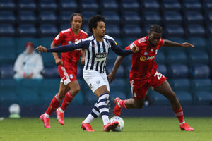 Matheus Pereira of West Bromwich Albion and Josh Onomah of Fulham.
