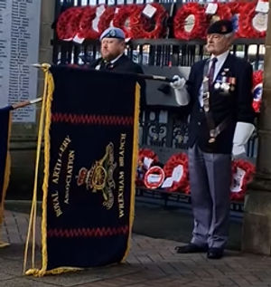 RAA Standard Bearer honours the fallen