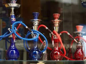 Supporting image for story: Tory MP calls for crackdown on shisha lounges