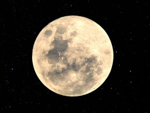 Supporting image for story: Sturgeon Moon: What is the sturgeon Moon? When can I see the sturgeon Moon?
