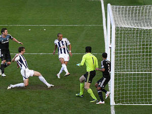 Supporting image for story: Watch all the goals from Premier League weekend