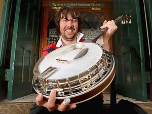 Supporting image for story: Stafford folk star Dan Walsh in hometown show - with video