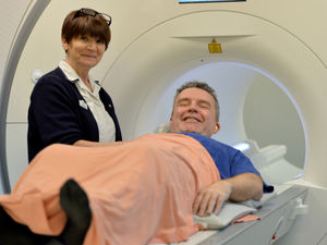 Supporting image for story: Brain scan for Tom Watson as MP calls for standard sport concussion tests