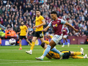 Supporting image for story: Aston Villa sweat on fitness of key striker 