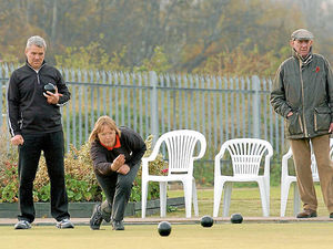 Supporting image for story: Lynn Pritchatt leaves the men in the shade