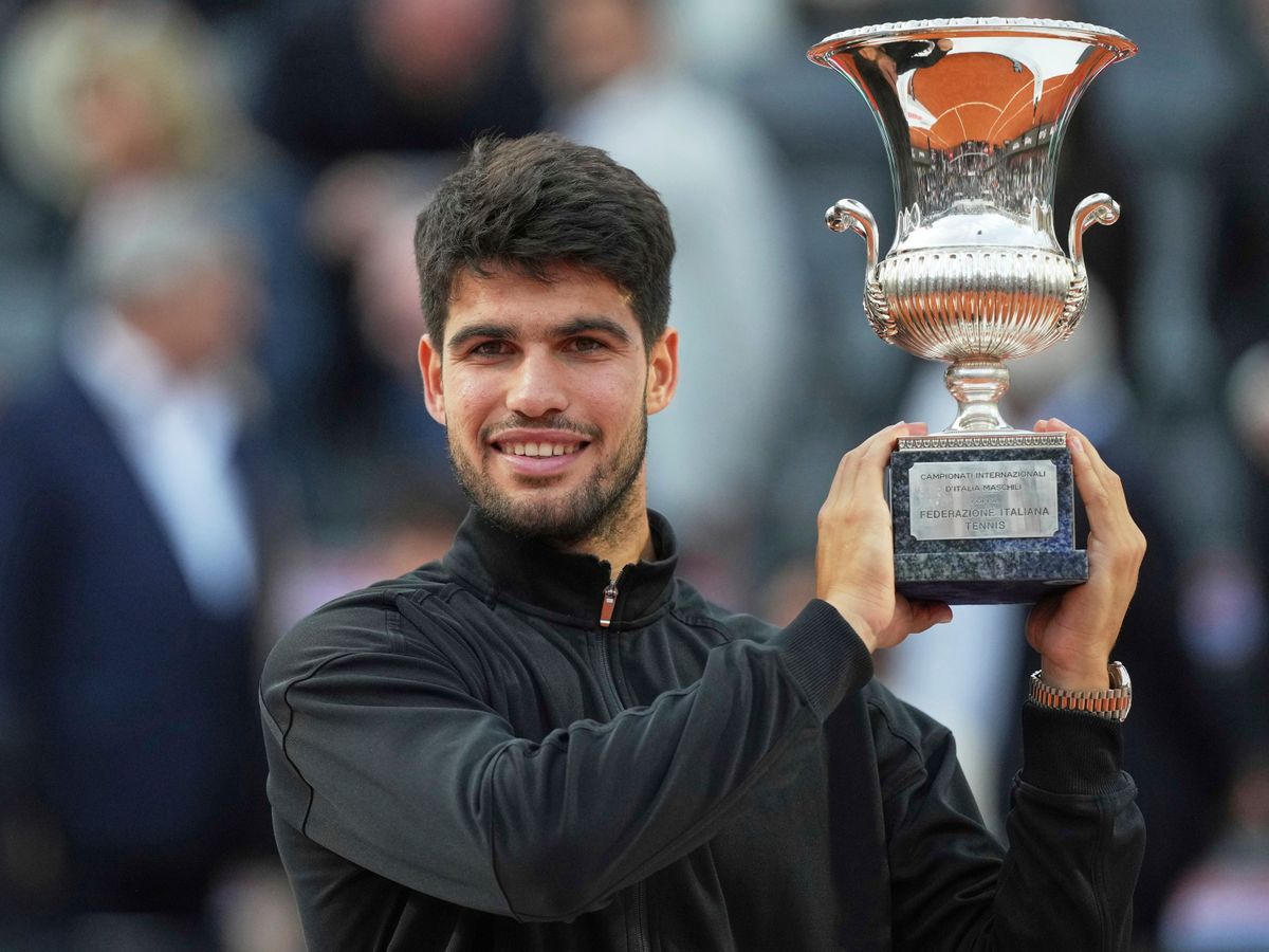 Carlos Alcaraz sweeps aside Jannik Sinner to silence crowd and win Italian Open