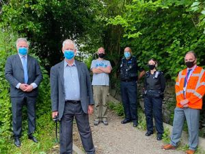 Supporting image for story: Off-roaders 'frightening people away from beauty spots' 