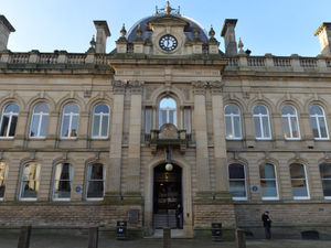 Supporting image for story: Persistent thief who targeted West Bromwich shops in crime spree avoids jail