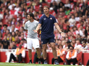 Supporting image for story: Wolves expected to speak with Julen Lopetegui as head coach search ramps up