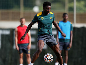 Supporting image for story: Wolves confirm Owen Otasowie sale to Club Brugge