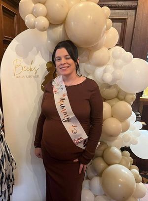 Rebecca Mcloughlin during her pregnancy. Photo: SWNS