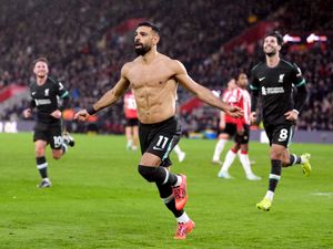 Supporting image for story: Mohamed Salah’s brace helps Liverpool come from behind to beat Southampton