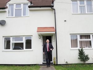 Supporting image for story: Legally binding standards to be placed on military homes under renting reforms