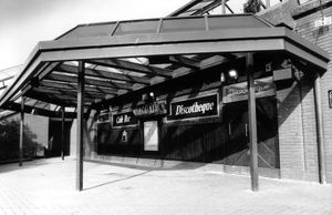 Cascades nightclub, it was the first nightclub in Telford town centre. It opened in February 1985.