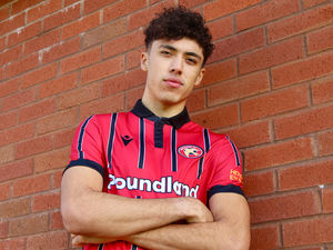 Supporting image for story: Manchester United teenager Ethan Wheatley joins Walsall on loan