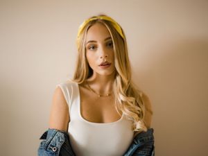 Supporting image for story: Cannock singer Georgia Bray to release debut single