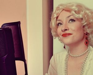 Supporting image for story: WATCH: Black Country Asda worker Joanne sings to raise funds for local theatre