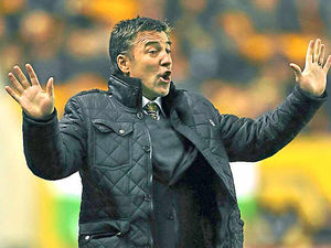 Supporting image for story: Dean Saunders wants Wolves to toughen up
