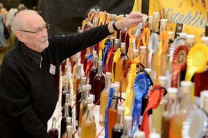 Les Jones from Shrewsbury Wine Circle