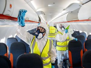 Supporting image for story: EasyJet to resume flights from June 15