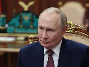 Supporting image for story: Putin directs drills of Russian nuclear forces as summit with Trump put on hold