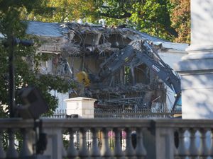 Supporting image for story: White House starts demolishing part of the East Wing to build Trump’s ballroom