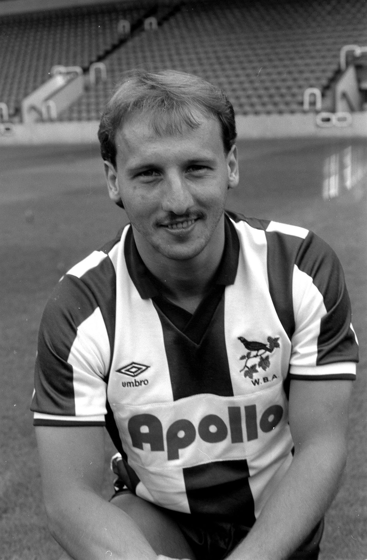 Tributes paid to former Shrewsbury Town winger Robert Hopkins