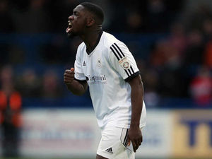 Supporting image for story: Godfrey Poku '50-50' to stay at AFC Telford