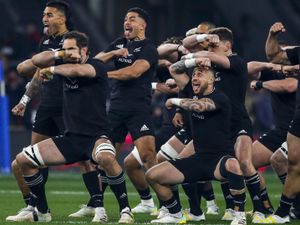 Supporting image for story: Ellis Genge says England to decide on response to haka after Joe Marler comments