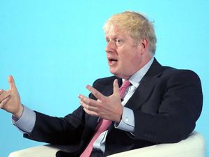 Supporting image for story: PM Johnson has power to speed up broadband rollout -Virgin Media chief