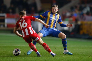 Jordan Shipley of Shrewsbury Town and Harry Kite of Exeter City (AMA)