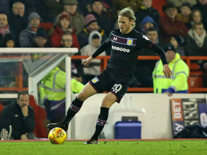 Supporting image for story: Birkir Bjarnason set to stay at Aston Villa despite play-off snub