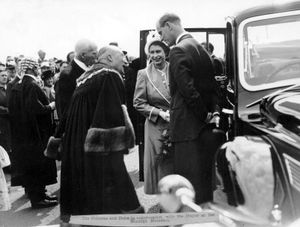 1949: The royal visit of Princess Elizabeth and the Duke of Edinburgh to the Royal Show held at Sundorne, Shrewsbury.
