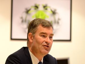 Supporting image for story: Minister does not rule out court rethink