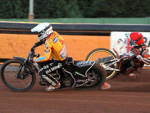 Supporting image for story: Wolves 53 Birmingham 40 - report and pictures
