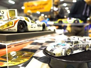 Supporting image for story: Thousands of fans come to Telford for world's biggest scale model event - with video