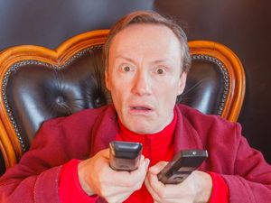 Supporting image for story: People are sharing the small inaccuracies in TV and movies that annoy them