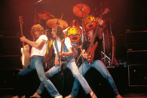 Supporting image for story: Status Quo add second Wolverhampton concert after first sells out in seven minutes