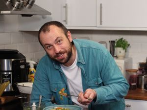 Supporting image for story: Food waste challenge could see dinner cooked for you by professional chef