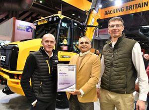 Supporting image for story: JCB wins 'Machine of the Year' award