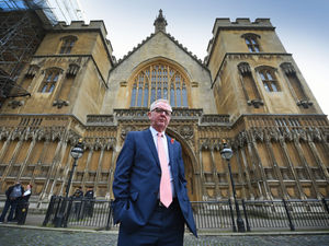 Supporting image for story: Ian Austin pens letter urging Labour voters in marginal seats to back Tories