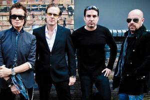 Supporting image for story: Glenn Hughes talks about Black Country Communion gig