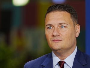 Supporting image for story: Medical regulators ‘failing to protect Jewish patients and NHS staff’ – Streeting
